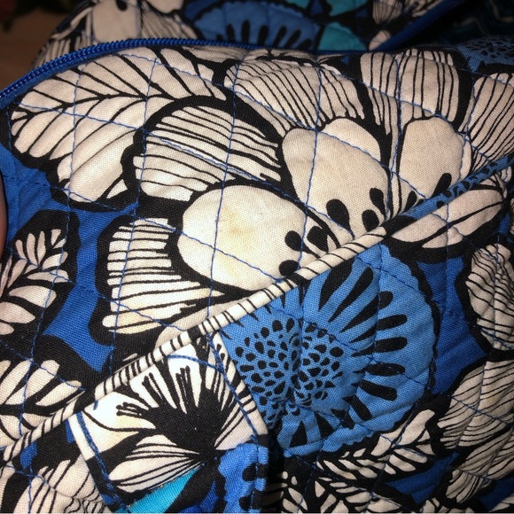 Vera Bradley Grand Traveler Duffel Weekender Bag Blue Bayou Print Pattern - Picture 9 of 10